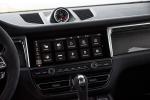 Porsche Macan S SportDesign Package 2018 года (WW)